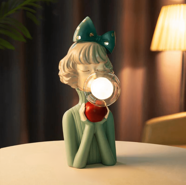 Leuchtende Schwestern | Künstlerische Tischlampe mit warmer Lichtatmosphäre