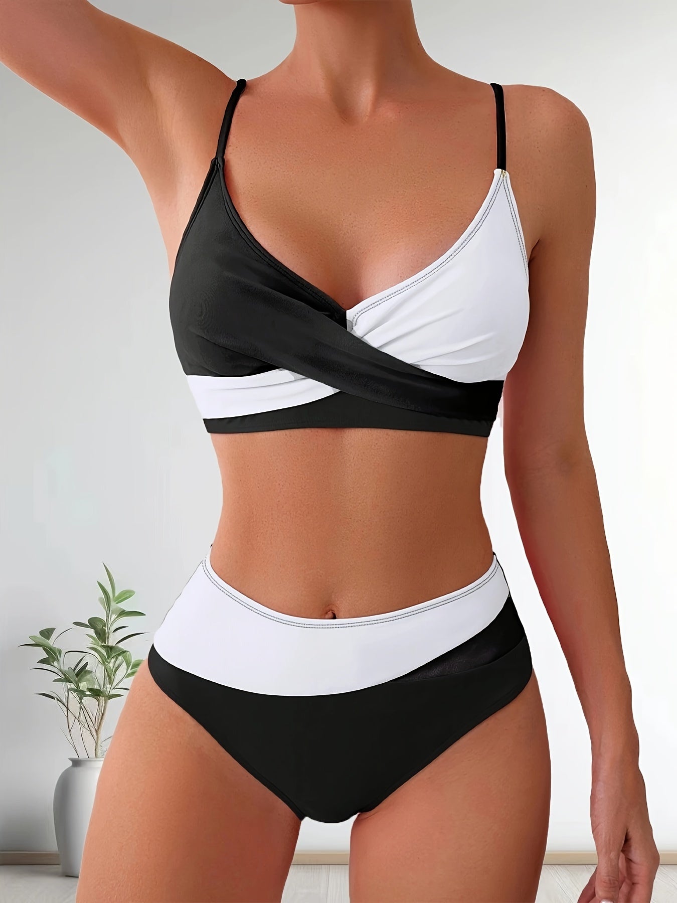 Ozeana | Komfortables Patchwork Bikini-Set mit figurbetonter Stretch-Passform