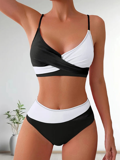 Ozeana | Komfortables Patchwork Bikini-Set mit figurbetonter Stretch-Passform