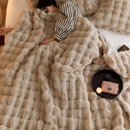Nestique | Kuscheldecke mit zeitloser Wärme