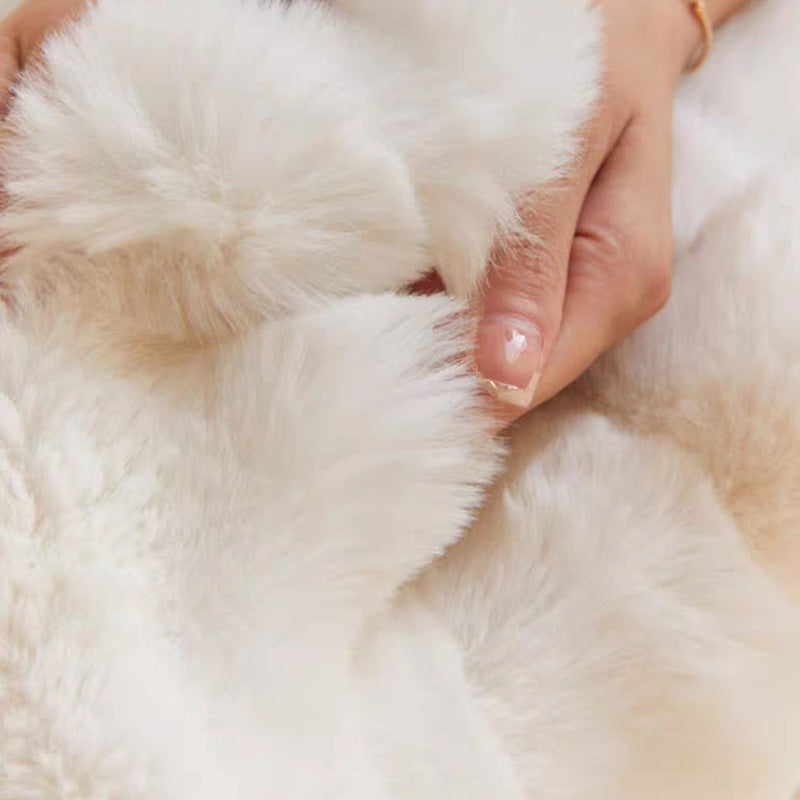 Nestique | Kuscheldecke mit zeitloser Wärme