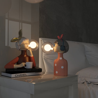 Leuchtende Schwestern | Künstlerische Tischlampe mit warmer Lichtatmosphäre