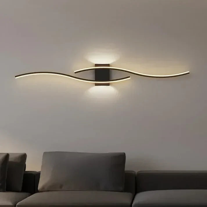 Noéline | Minimalistische Wandleuchte mit elegantem Wellendesign