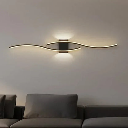 Noéline | Minimalistische Wandleuchte mit elegantem Wellendesign