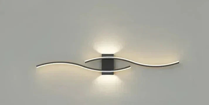 Noéline | Minimalistische Wandleuchte mit elegantem Wellendesign