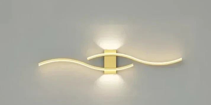 Noéline | Minimalistische Wandleuchte mit elegantem Wellendesign