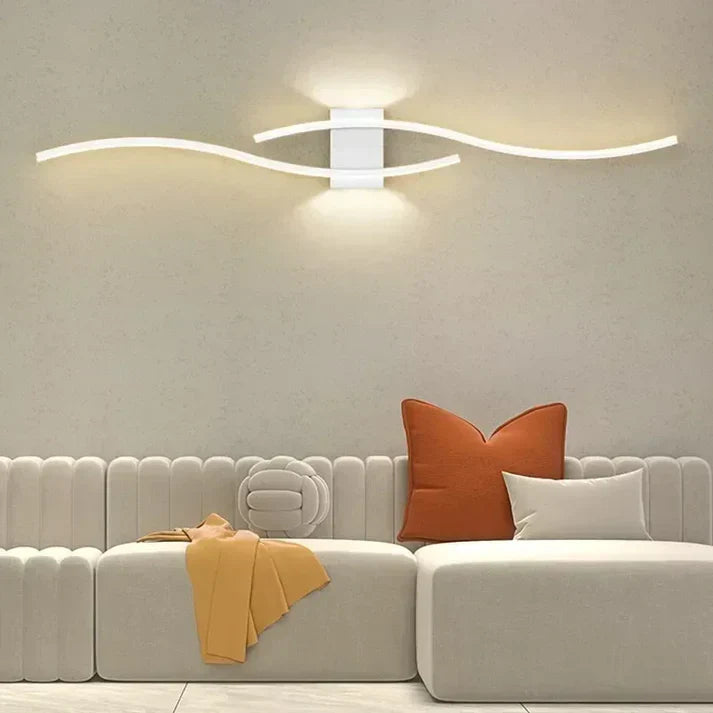 Noéline | Minimalistische Wandleuchte mit elegantem Wellendesign