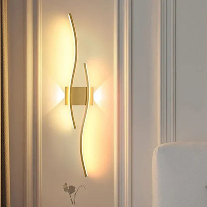 Noéline | Minimalistische Wandleuchte mit elegantem Wellendesign