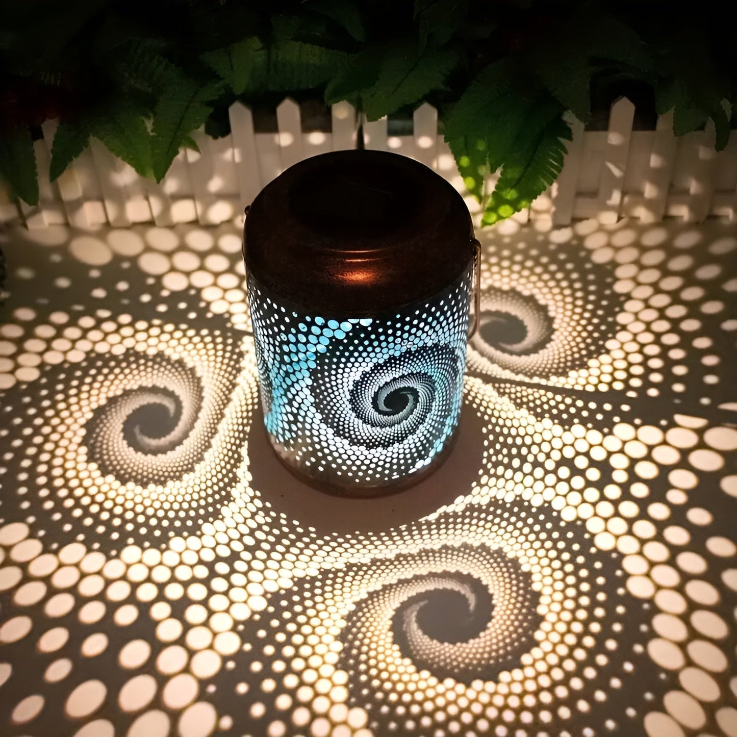 Spiria | Magische Solarleuchte mit faszinierender Lichtprojektion