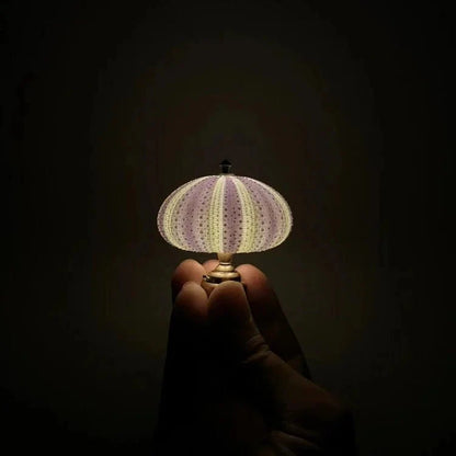 Viënna | Handgefertigte Muschellampe mit warmer Lichtatmosphäre