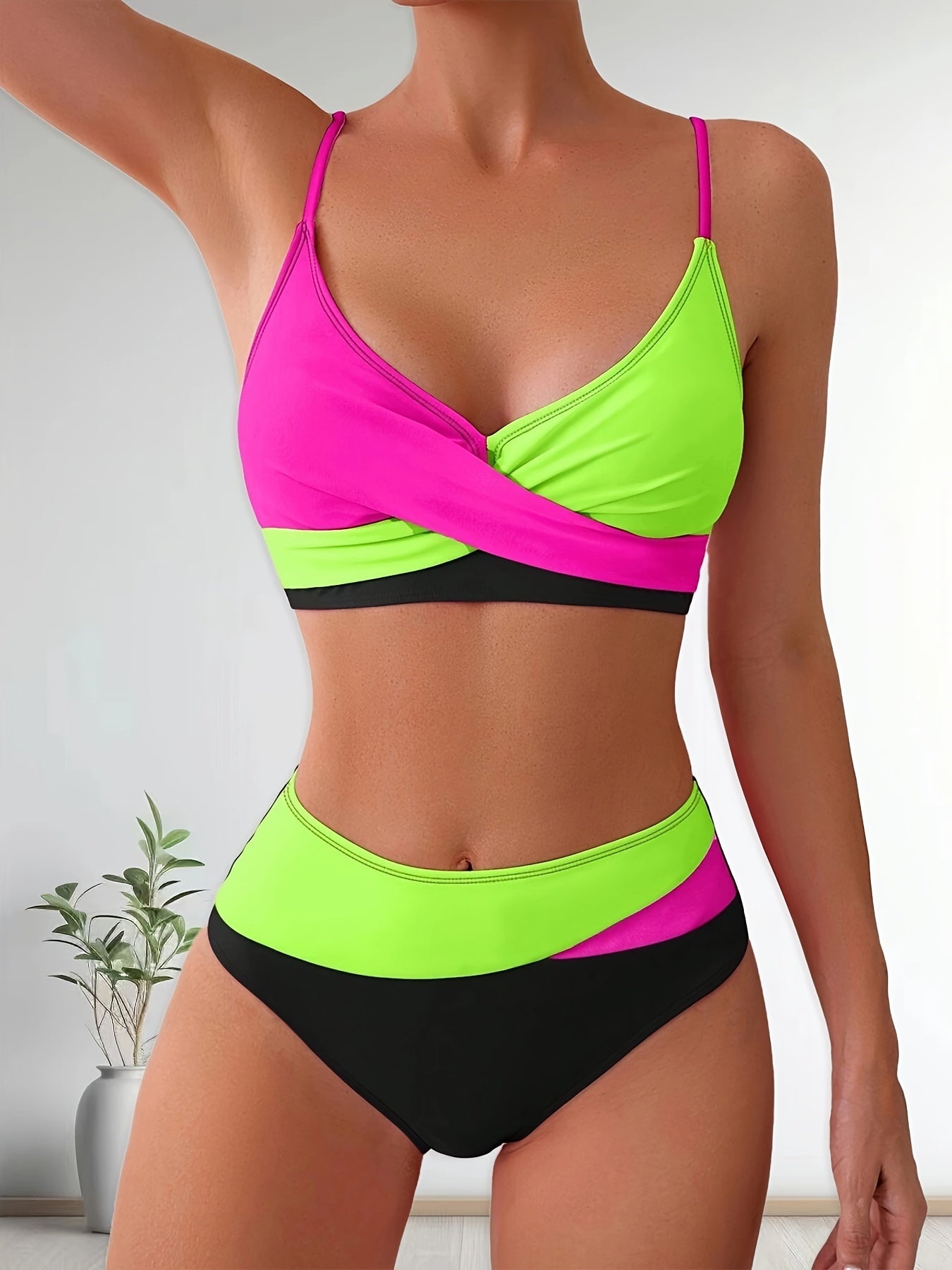 Ozeana | Komfortables Patchwork Bikini-Set mit figurbetonter Stretch-Passform
