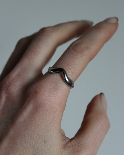 Wavy - Ring